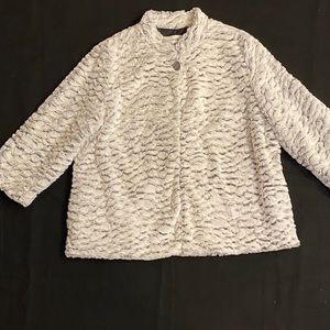 Alfred Dunner Single Button Faux Fur Swing…